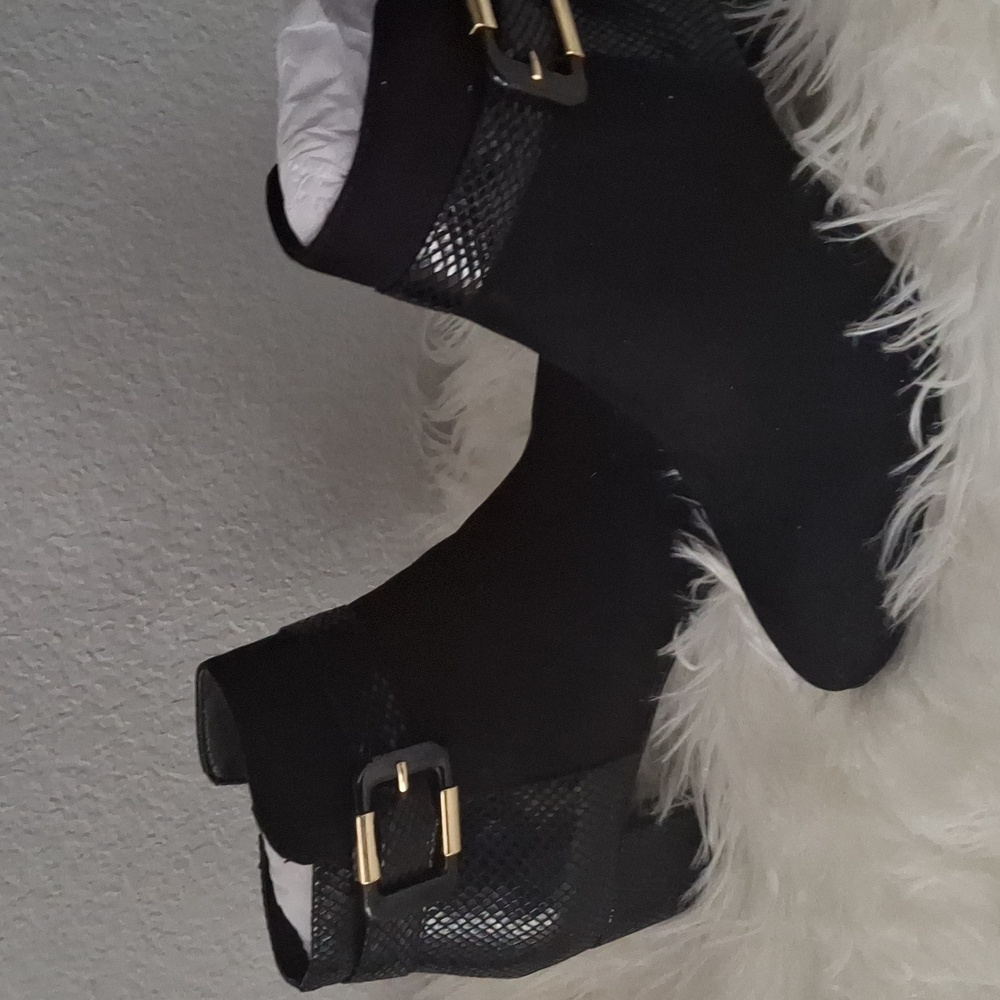 JONES NEW YORK, Women's Ivyy Buckle Booties, Size 8,